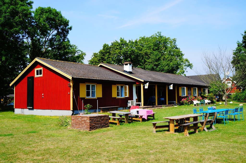 Stf Hagaby/Lantgarden Hostel Löttorp Buitenkant foto
