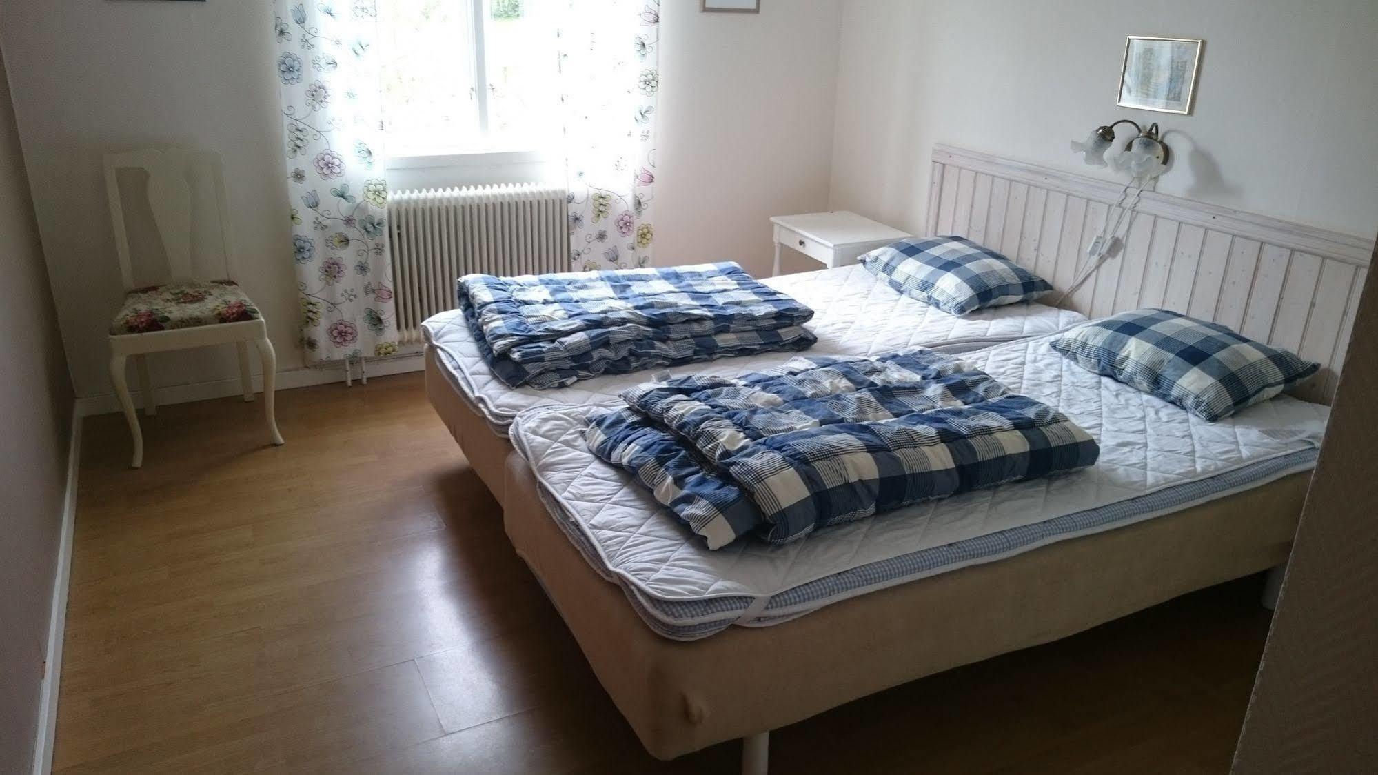 Stf Hagaby/Lantgarden Hostel Löttorp Buitenkant foto