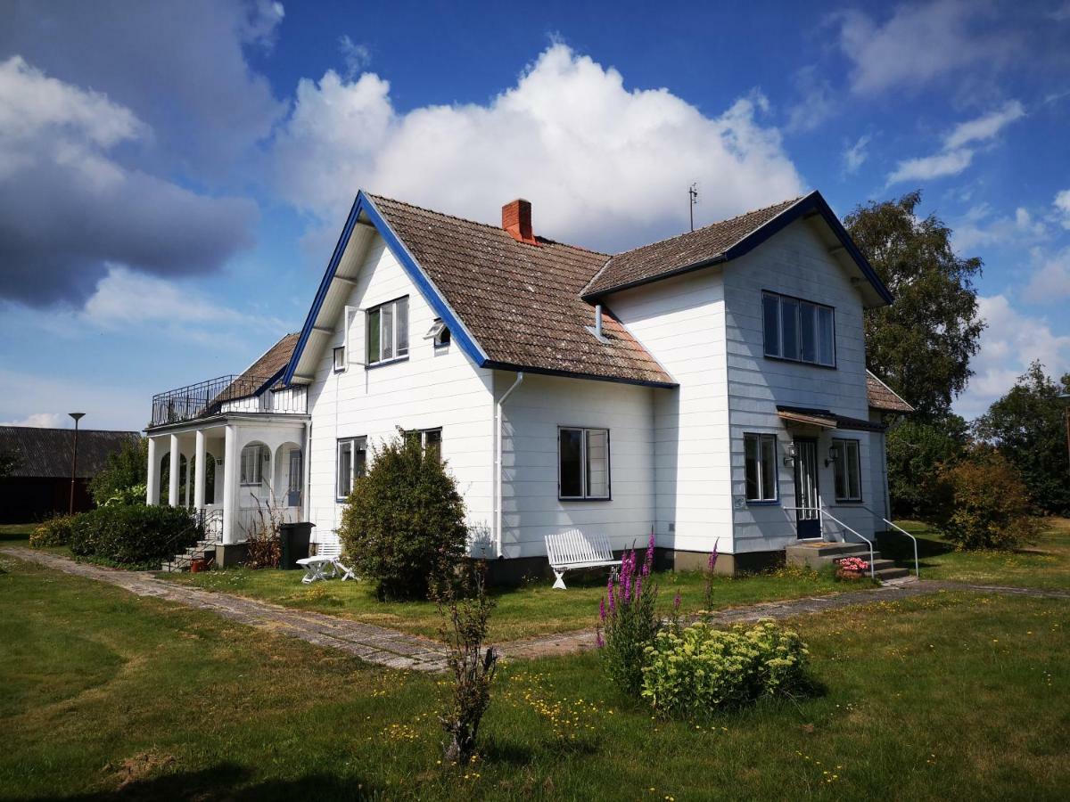 Stf Hagaby/Lantgarden Hostel Löttorp Buitenkant foto