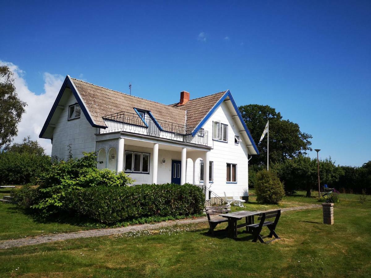 Stf Hagaby/Lantgarden Hostel Löttorp Buitenkant foto