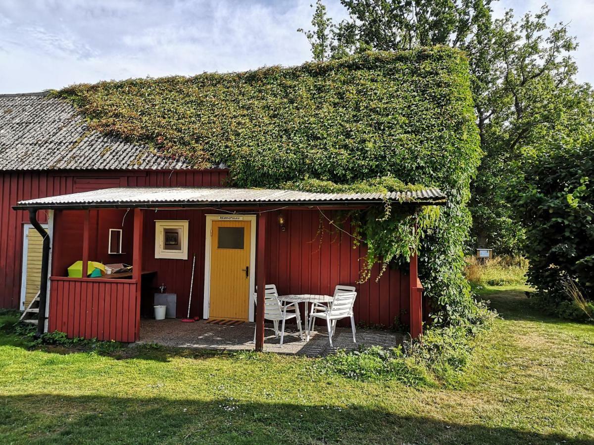 Stf Hagaby/Lantgarden Hostel Löttorp Buitenkant foto